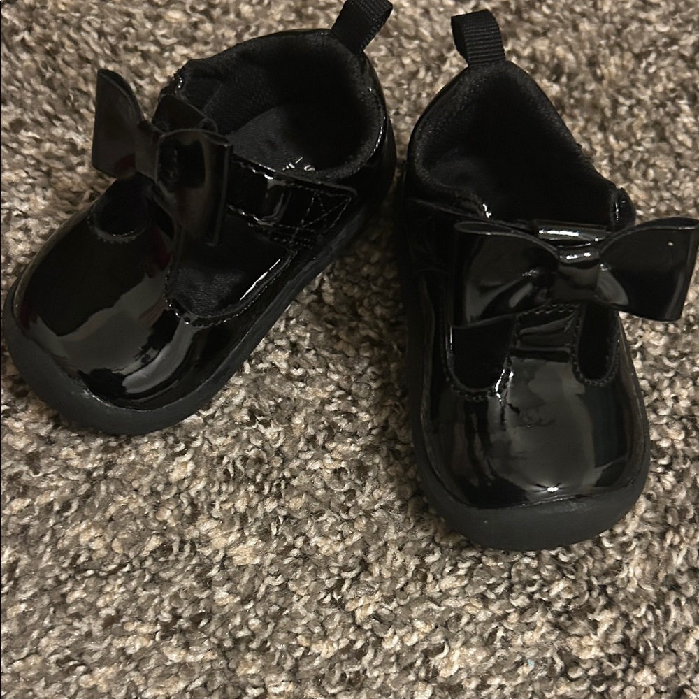 Stride Rite Black Patent Dress Shoes with Bow